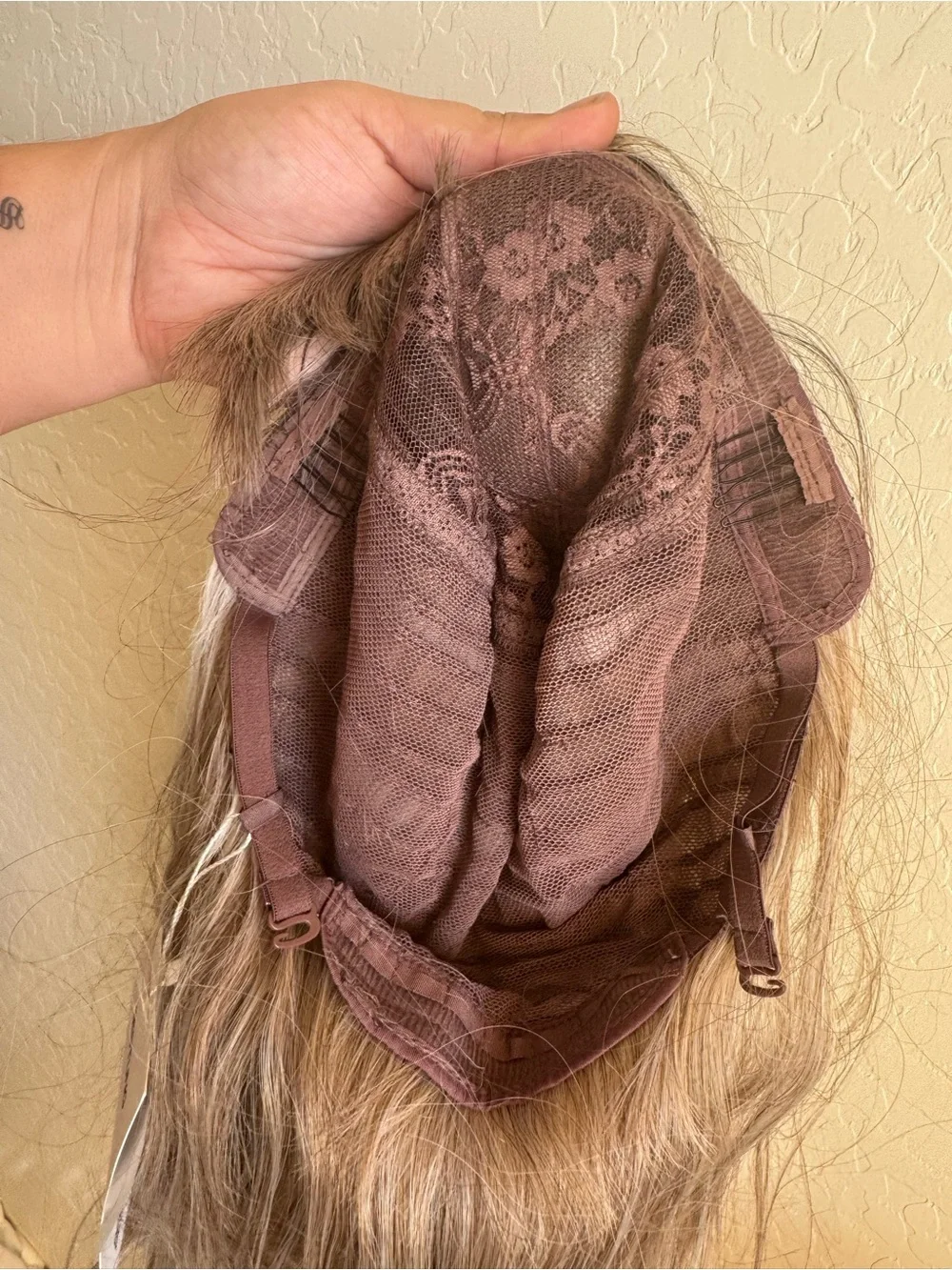 Wavy Hairpiece in Blonde Ash Blend